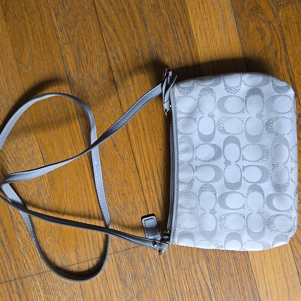 Coach Crossbody - Picture 2 of 13